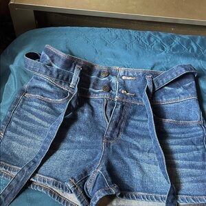 Mudd High-Rise Denim Shortie in Dark Blue